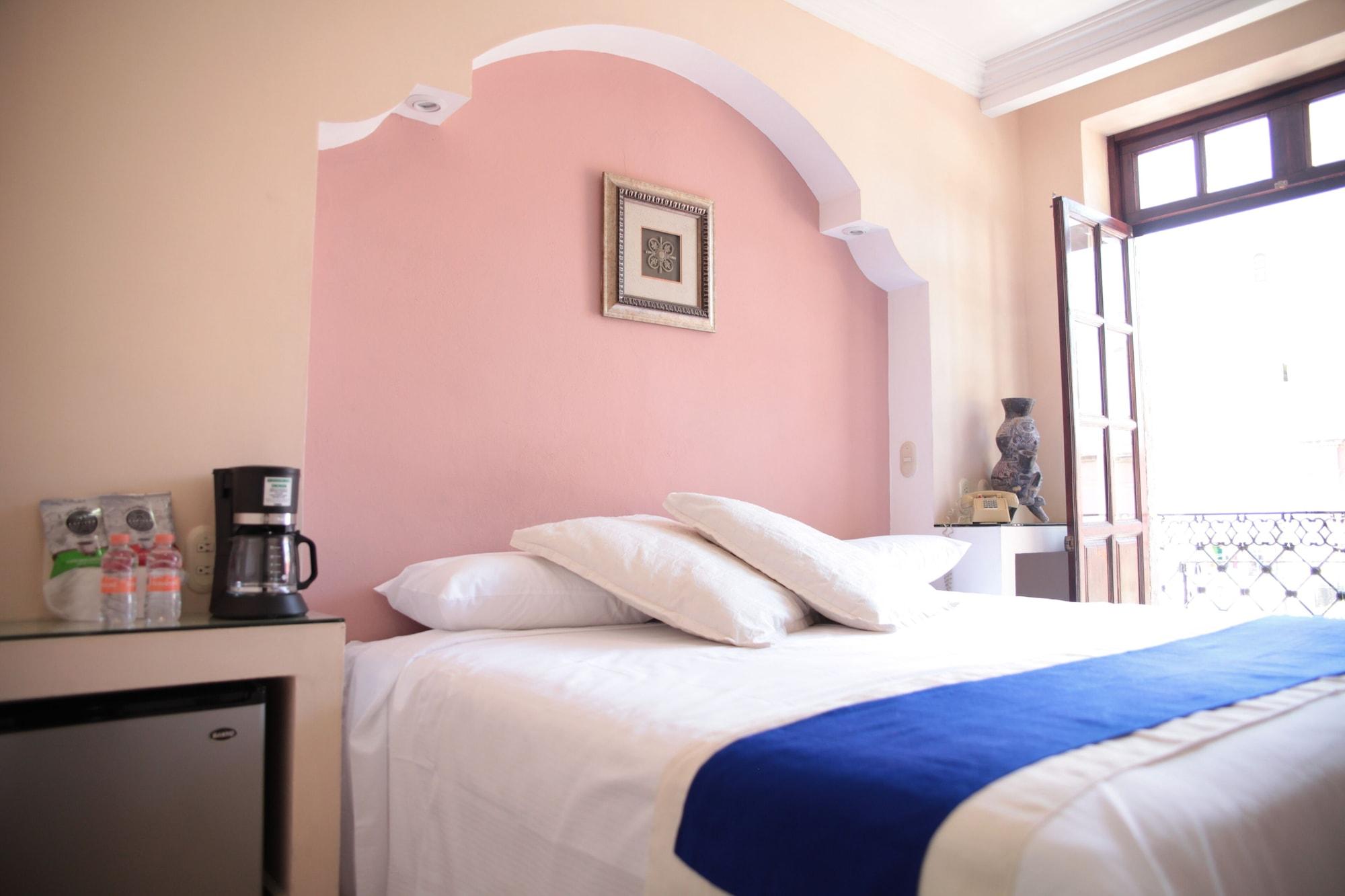 Hotel Real Catedral Tula de Allende Bagian luar foto