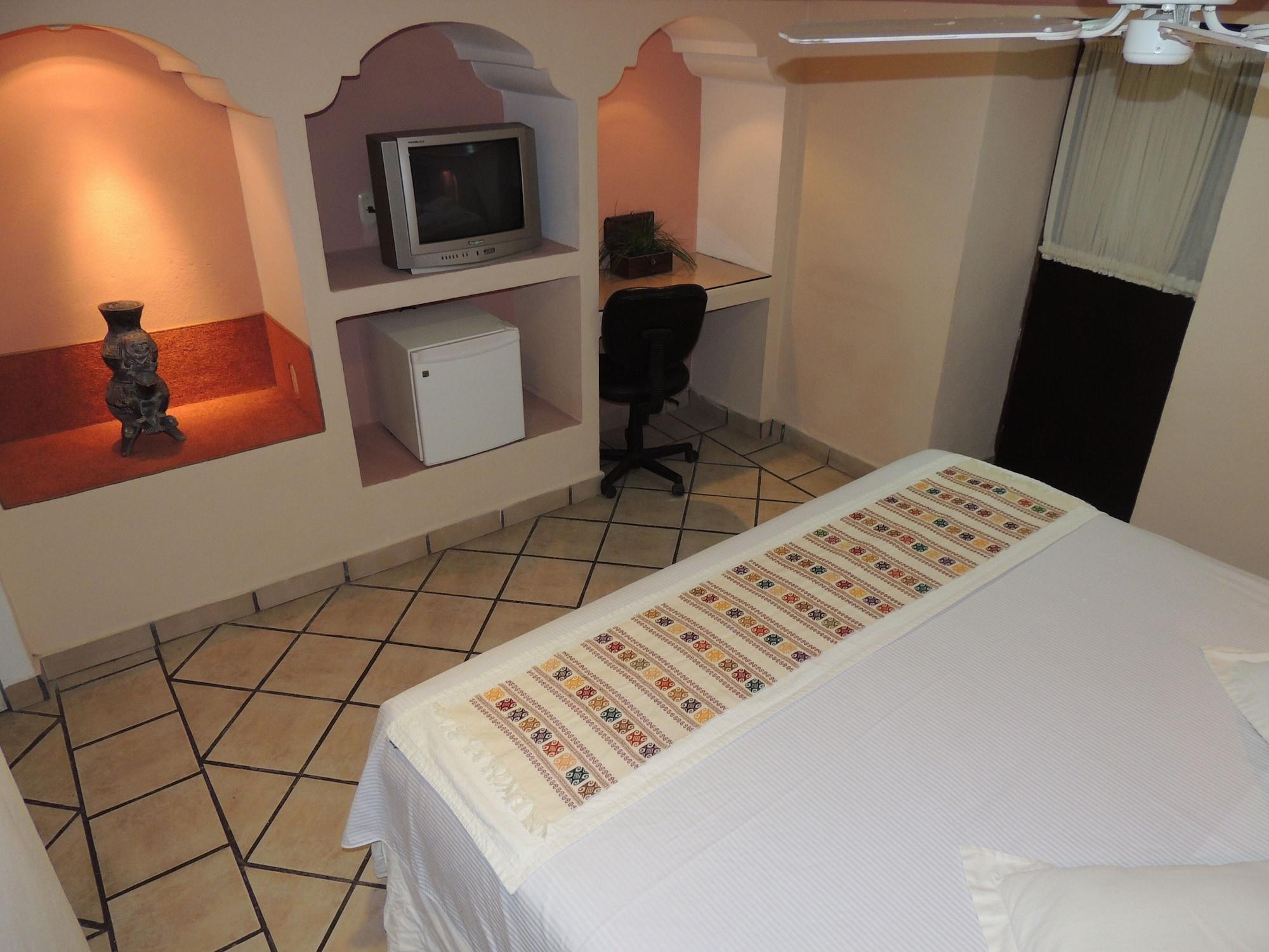 Hotel Real Catedral Tula de Allende Bagian luar foto