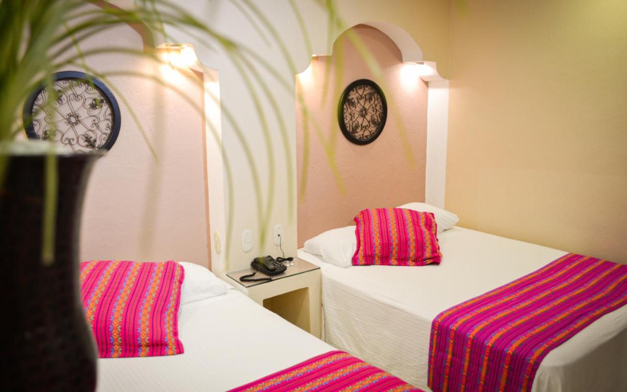 Hotel Real Catedral Tula de Allende Bagian luar foto